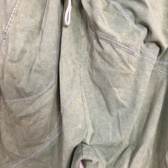 Free People Harems - Picture 2 of 5